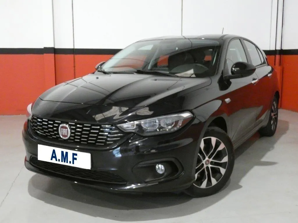 FIAT Tipo 1.3 Mjt S&S 5p. Lounge Image 1